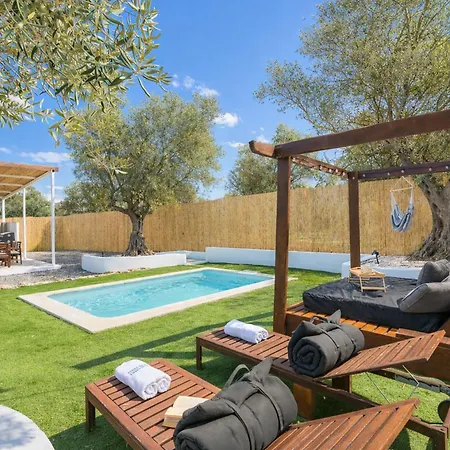 Cubo's La Flamenca Tatil Evi *