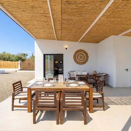 Cubo's La Flamenca Tatil Evi *