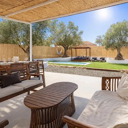 Cubo's La Flamenca Tatil Evi