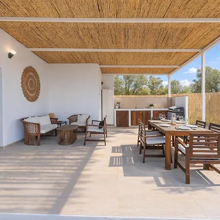 Cubo's La Flamenca Tatil Evi *